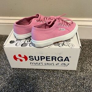 Superga Girls Pink Canvas Sneakers